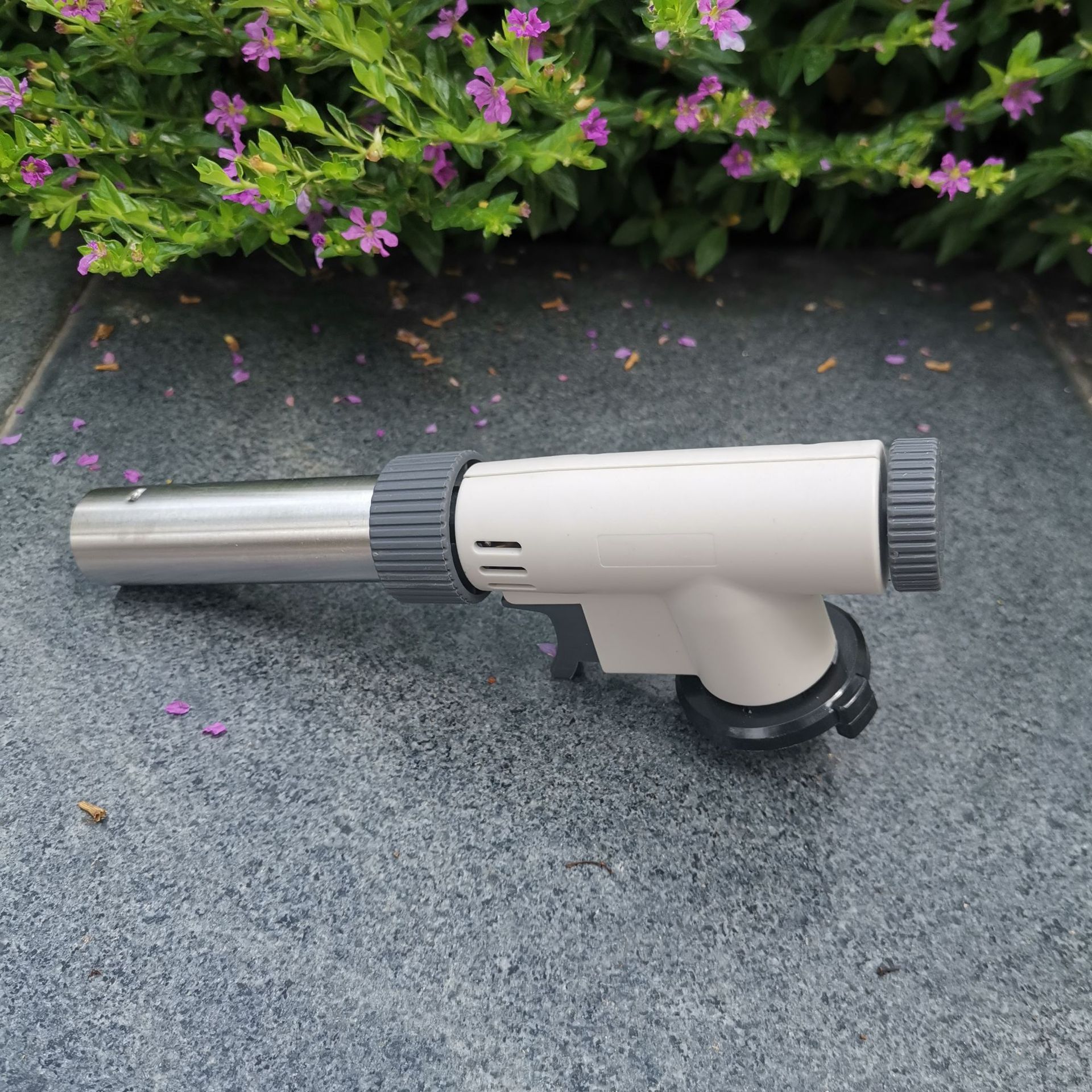 New Outdoor Welding Gun Copper Core Portable Card Spray Gun Barbecue Point Carbon Flame Gun Household Lighter Inverted