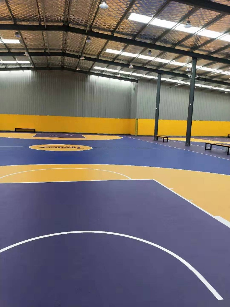 场地铺设epdm颗粒塑胶跑道硅pu篮球场厂家 硅pu水性丙烯酸蓝球场
