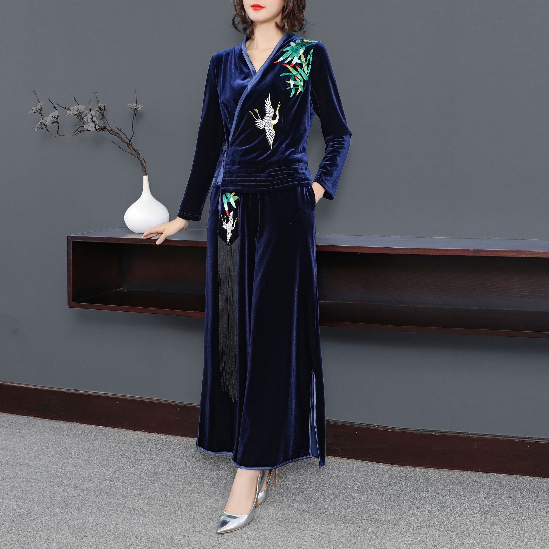 金丝绒套装高端优雅气质2020春秋新款打底旗袍裙中长款修身两件套