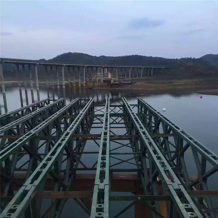 现货施工平台贝雷桥 参数 图片贝雷片施工栈桥 321型贝雷片