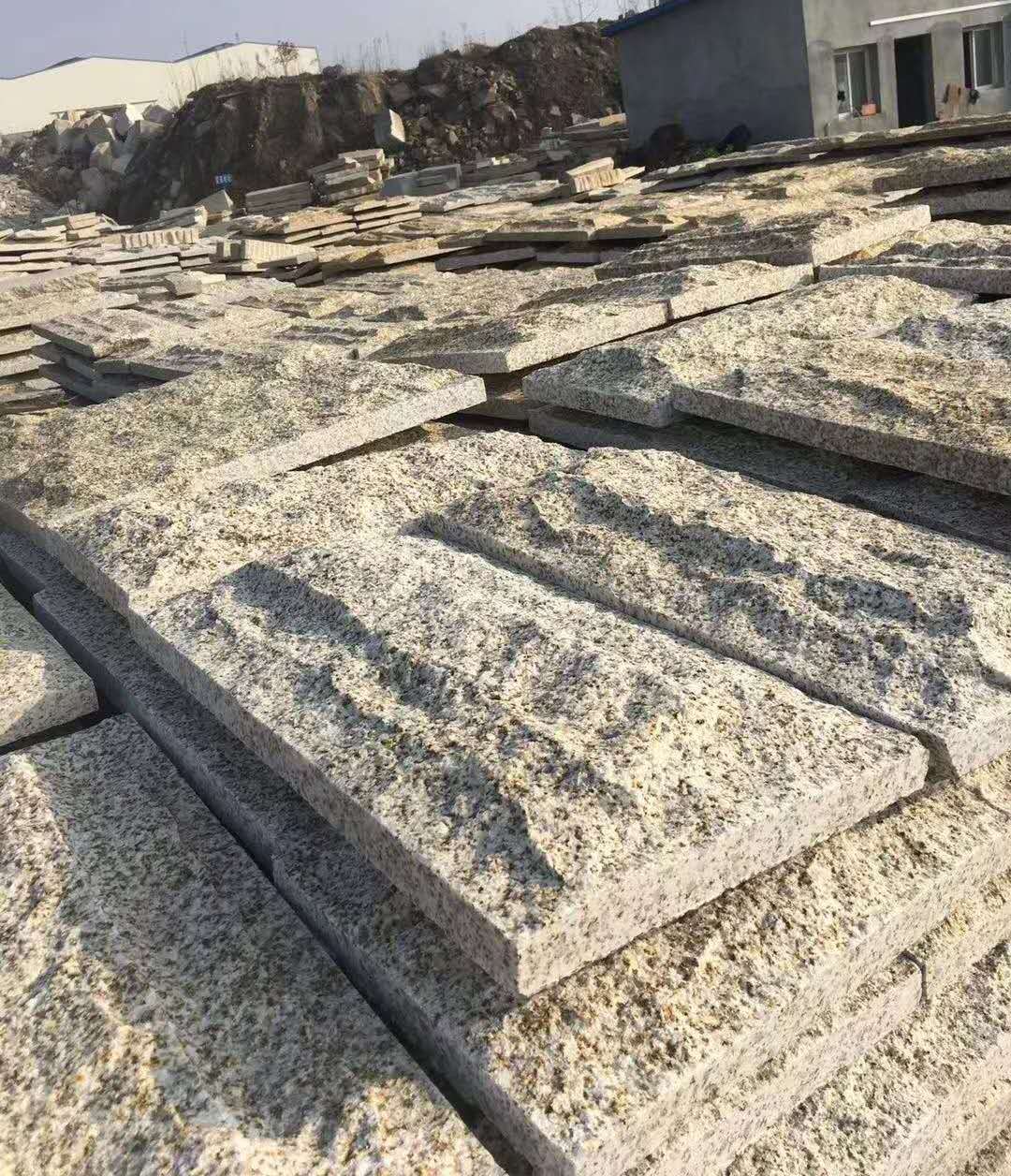 花岗岩黄金麻荔枝面光面大理石外墙干挂火烧面黄锈石市政铺地石板