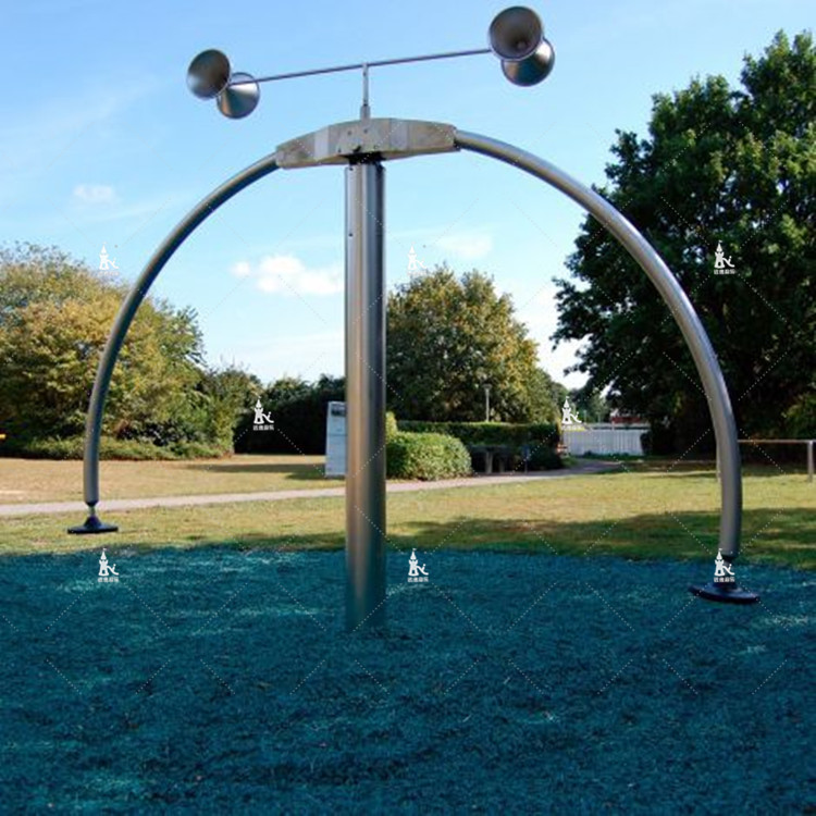 产品的外观的实用性和产品品质,为孩子们提供一个丰富的户外游乐环境