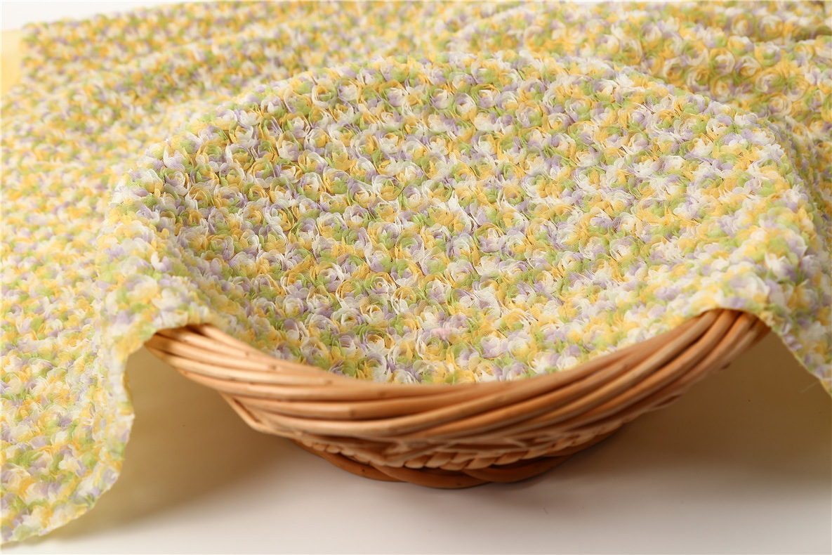 厂家现货 新款雪纺玫瑰盘带绣花面料 女装童装连衣裙盘带绣花布