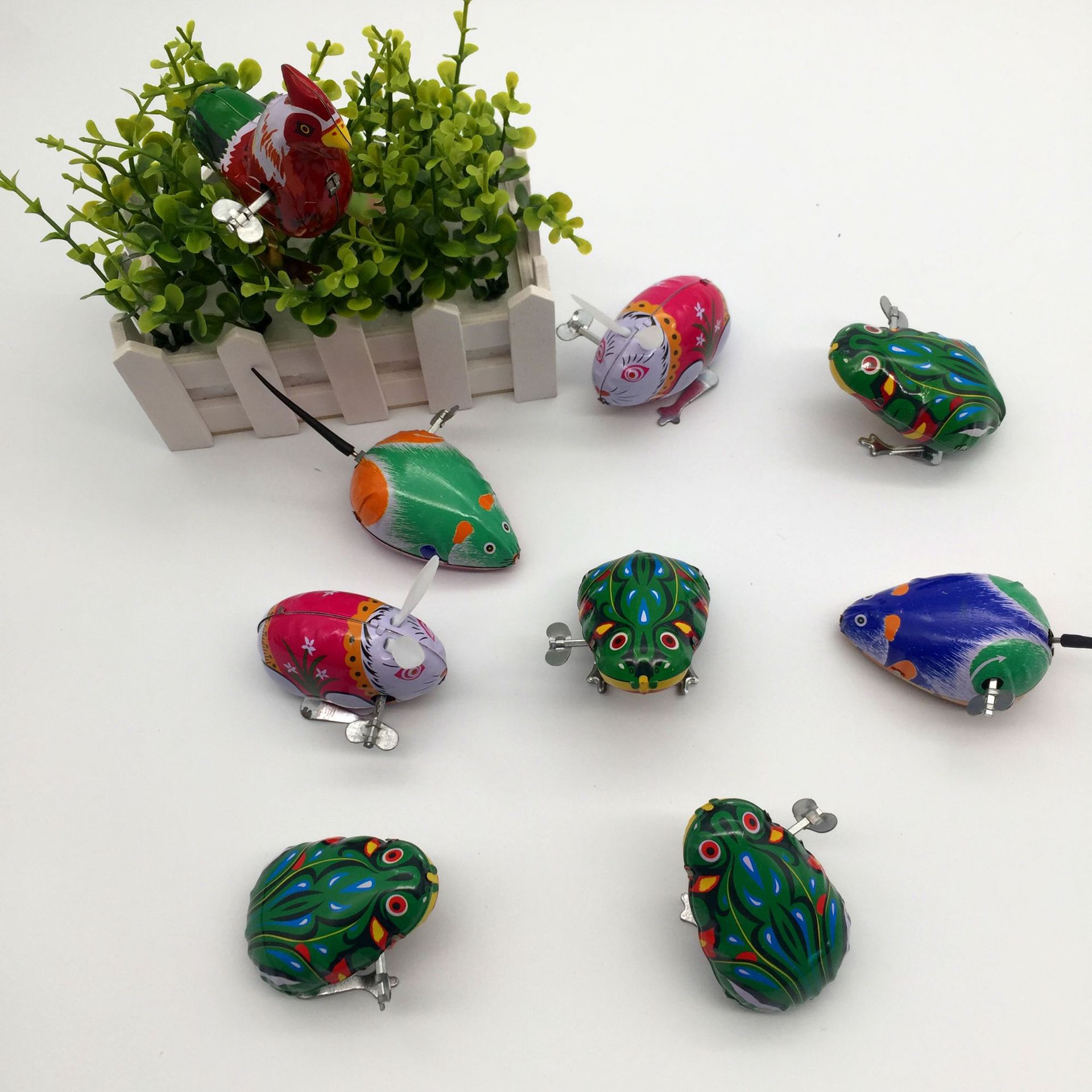 80后复古怀旧铁皮跳跳蛙玩具经典玩具铁皮发条青蛙弹跳蛙发条玩具