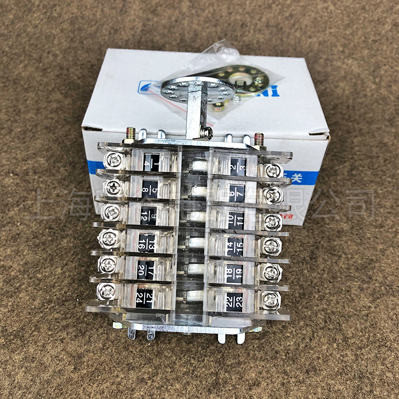 f612iiw辅助开关卧式辅助开关隔离开关断路器辅助触头