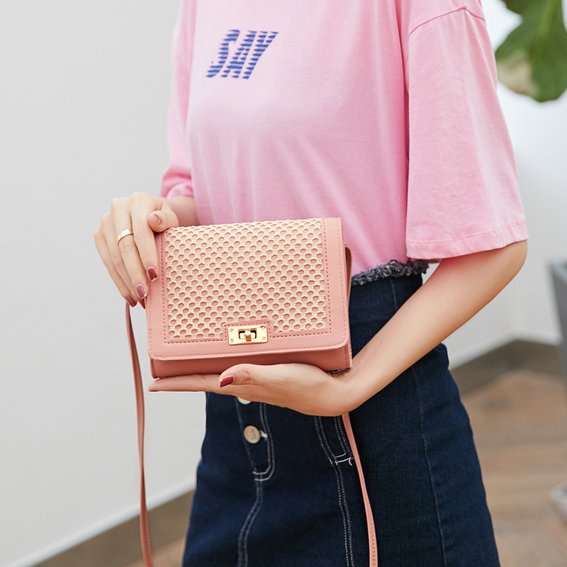 Summer 2022 New Fresh Sweet Girlish Mesh Small Square Bag Contrast Color One-Shoulder Crossboby Bag Women's Mobile Phone Bag