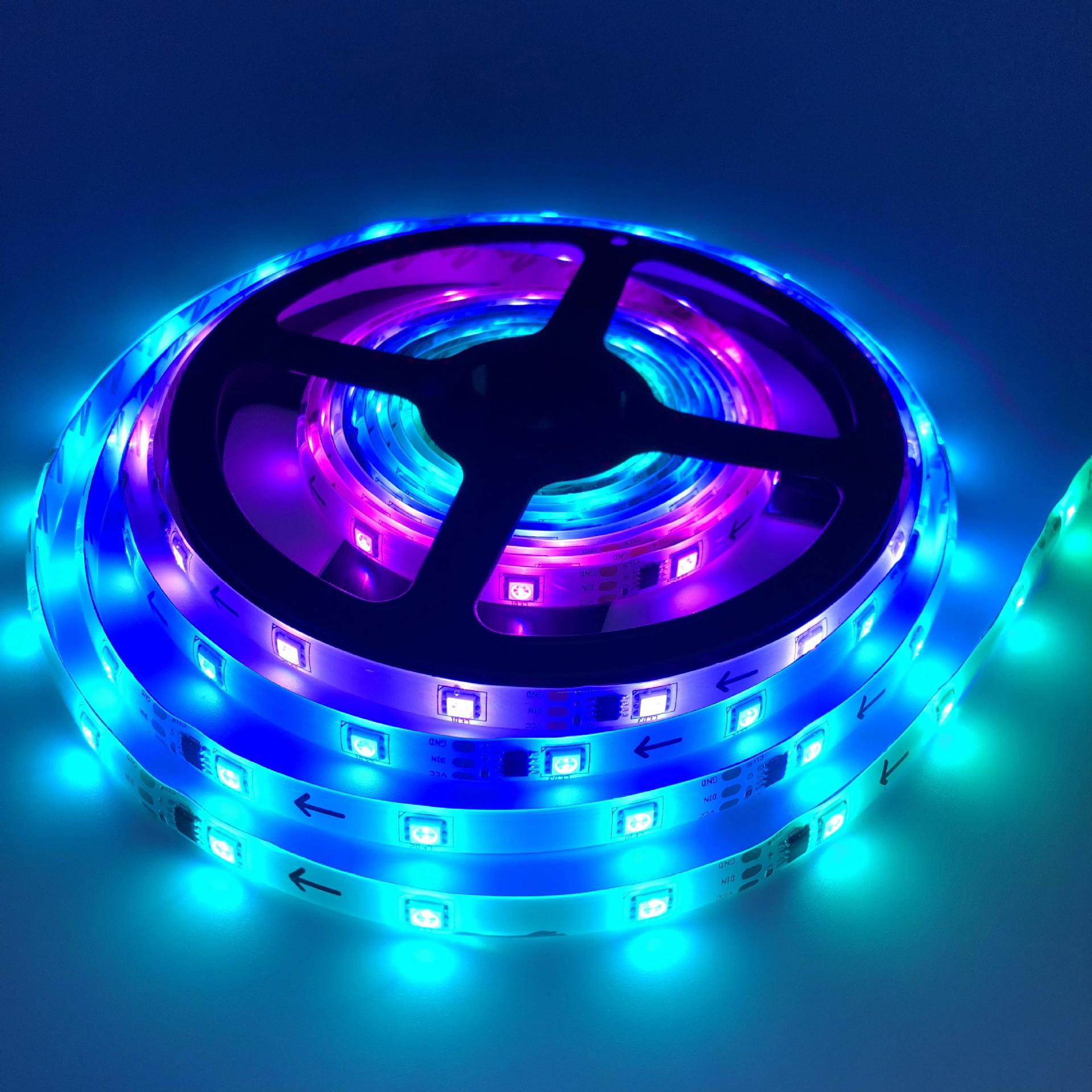 led灯带 5050rgb套装灯带 滴胶防水 跑马低压灯条 10米七彩发光条