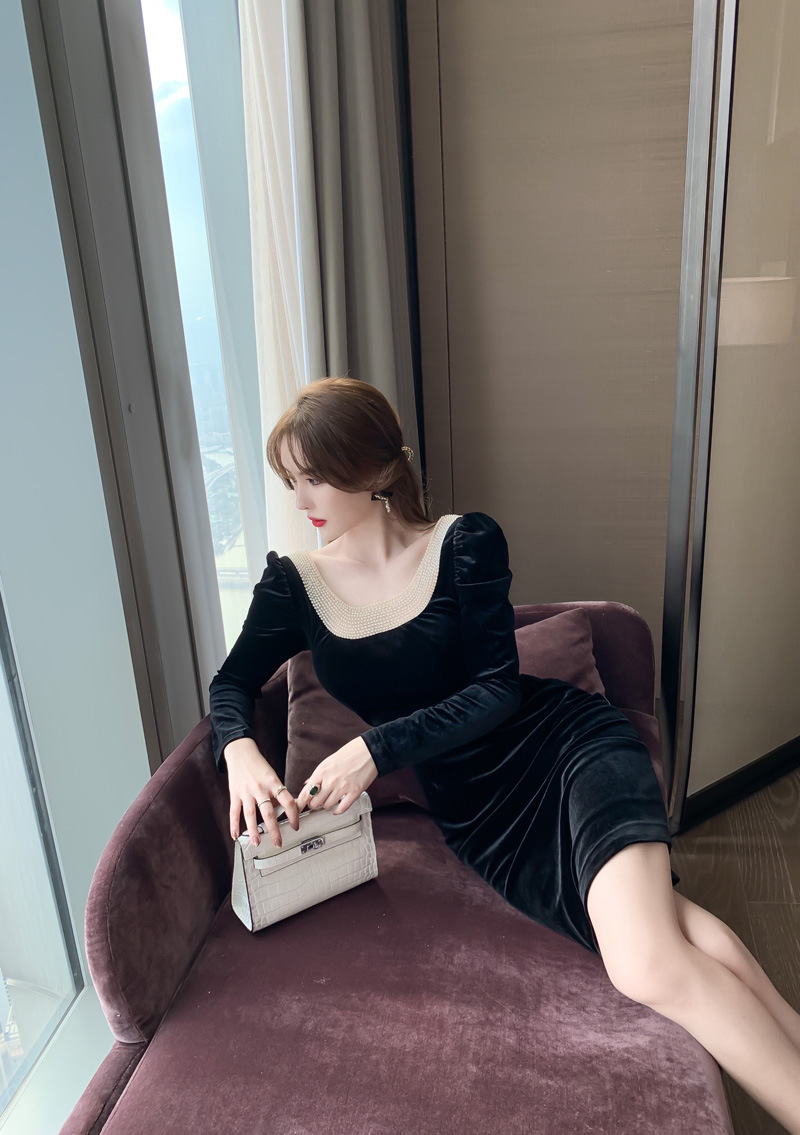 2021秋冬装新款名媛气质轻赫本风礼服裙重工钉珠丝绒连衣裙4516