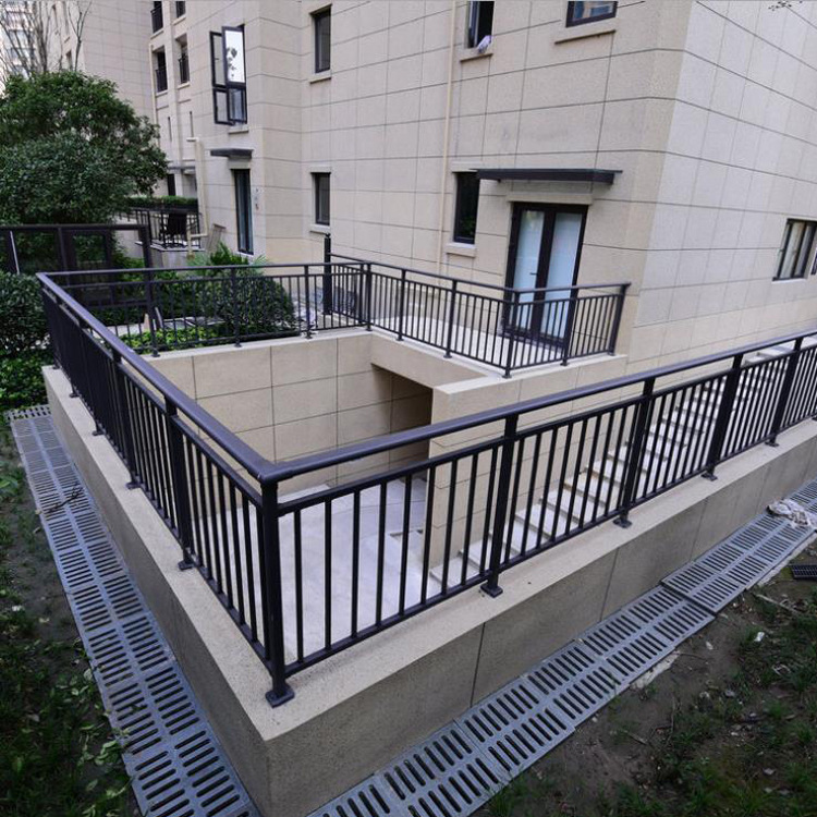 厂家定制阳台防护锌钢护栏 楼房别墅阳台防护栏窗户阳台护栏批发