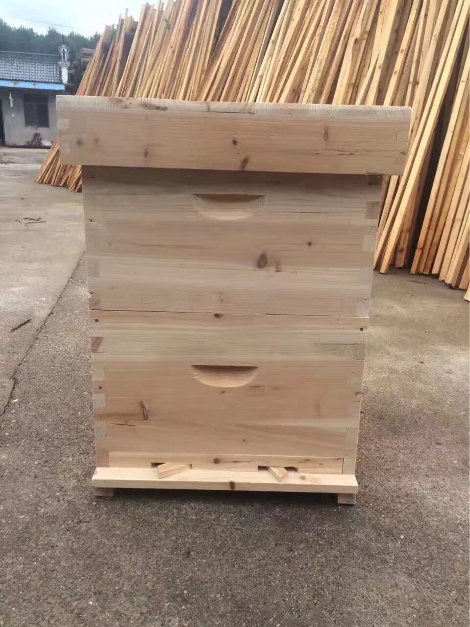 铜峰蜜蜂蜂箱养蜂工具标准养蜂煮蜡桐油蜂箱凹凸无缝带机箱蜂箱