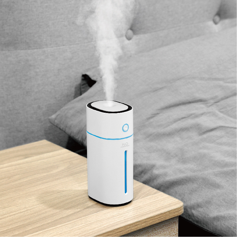 Ruyifeng Wholesale Zhuoge Humidifier Car Desktop Office Small Mini Humidifier Promotional Gift