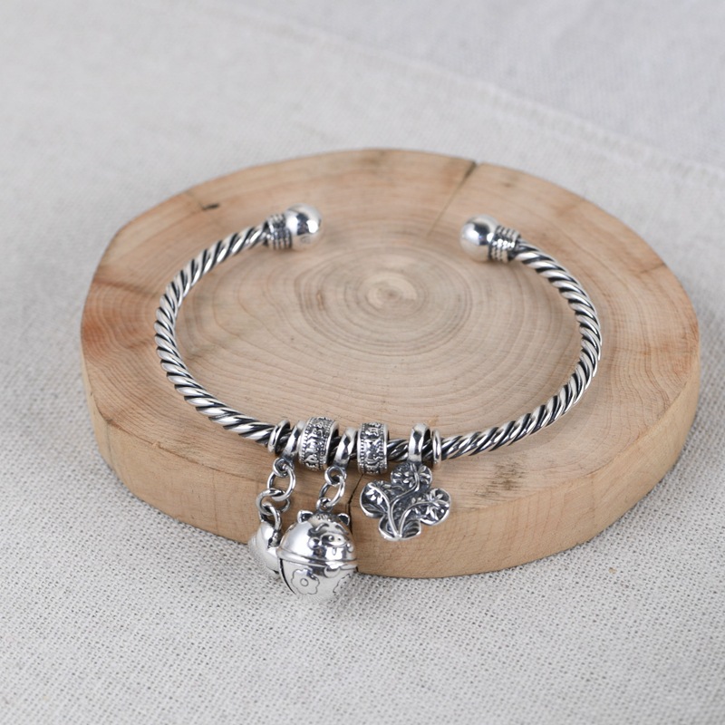 金鹿王 s925银复古旺财铃铛星星六字真言银饰挂件女款泰银手镯