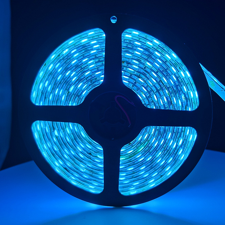 12v低压单色灯带 冰蓝色滴胶防水led灯条 5050智能控制线型光条