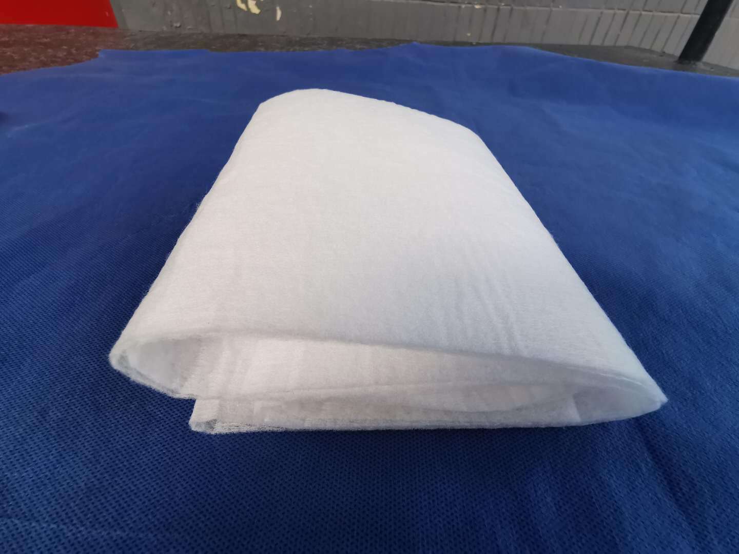 成人纸尿裤卫生巾导流层es热风棉无纺布山东婴幼儿尿不湿填充棉