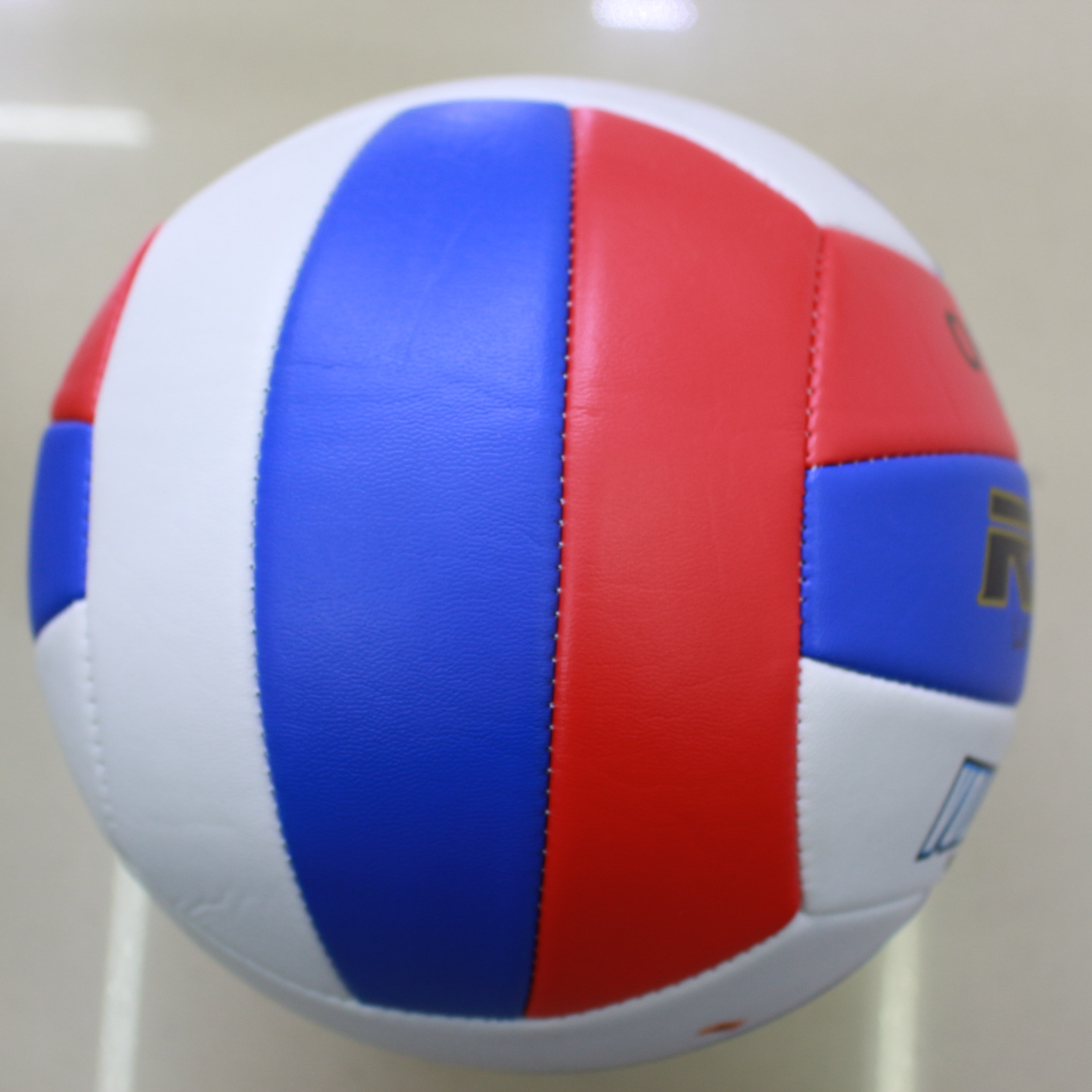 5号高发泡红蓝白排球 中考标准比赛用软排球可来样定做