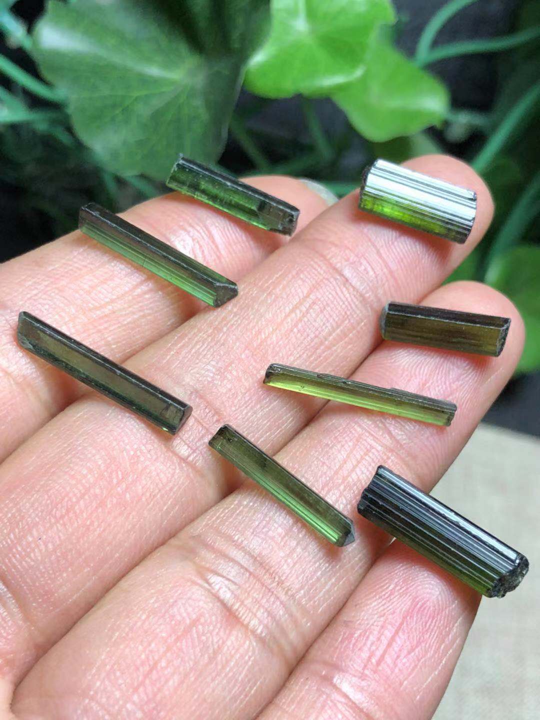 天然绿碧玺全透原石原矿原料毛料吊坠宝石电气石晶体好