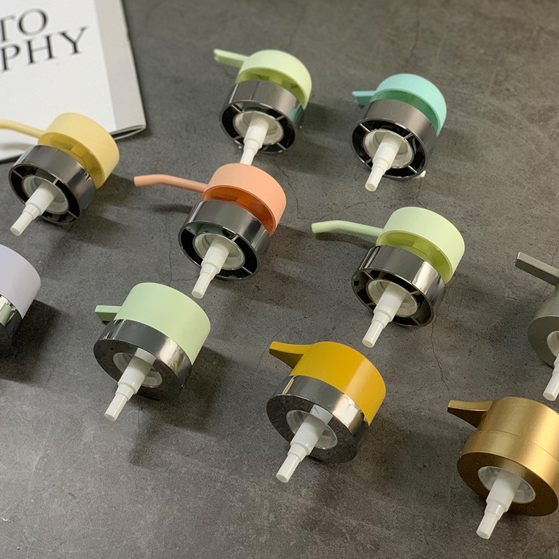 多规格化妆品塑料泵头乳液瓶带螺纹挤压头沐浴露洗发水瓶盖子