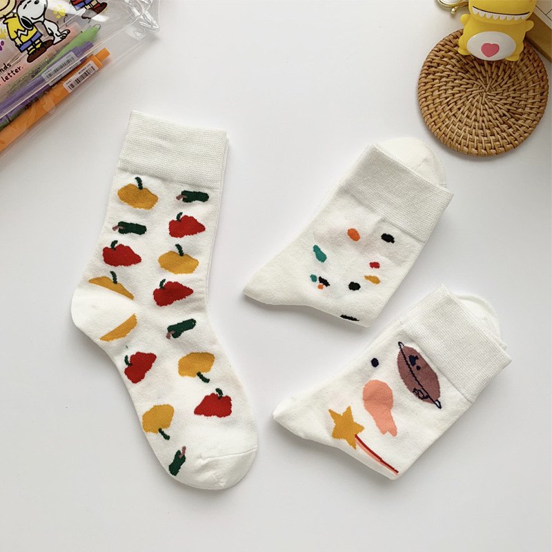 新款涂鸦中筒袜女白色袜子女辽源批发地摊袜卡通袜子韩国潮袜
