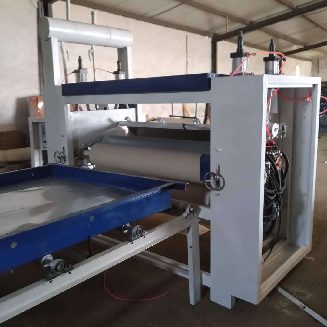 二次贴面设备刮刀式涂胶覆膜机pet高光板贴面pvc膜覆膜机