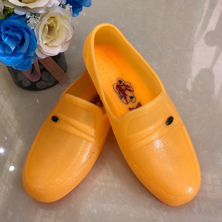 2020夏季新款户外工地水泥地黄胶鞋耐磨防滑舒服中大码梅花秋鞋