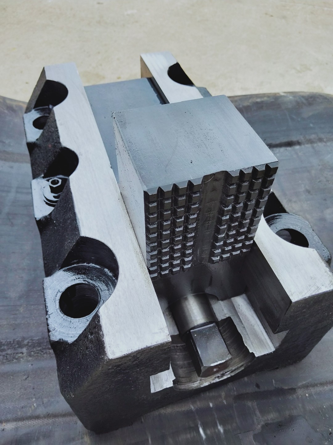 厂家推荐 非标加长机床卡爪定做 立式车床 重型四爪立车卡爪