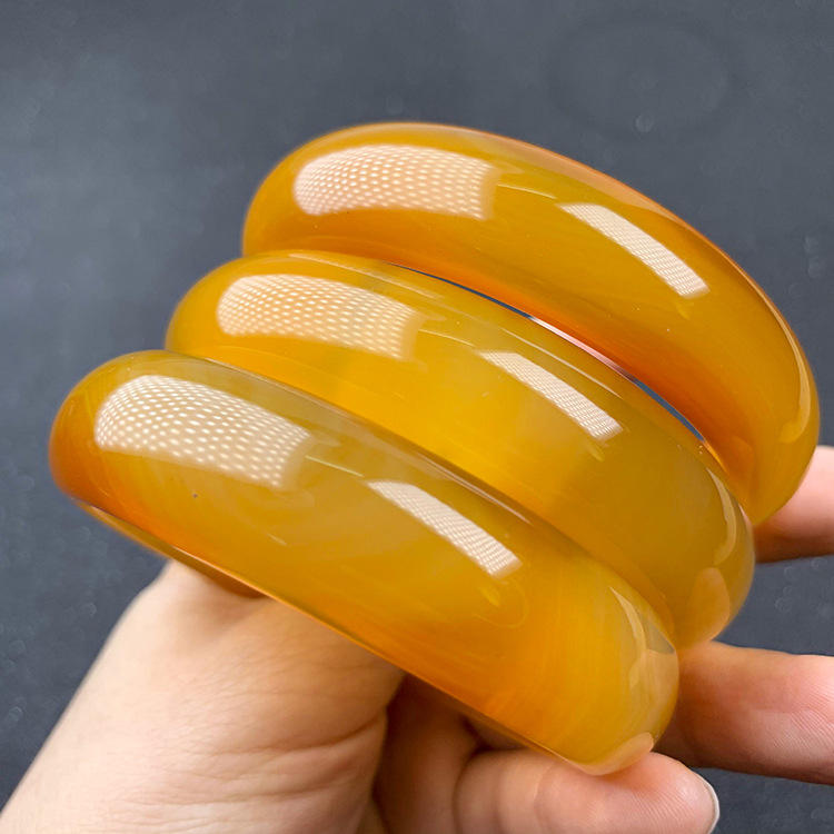 冰种荔枝冻天然巴西黄玉髓手镯级黄玛瑙玉镯女款玉镯厂家批发