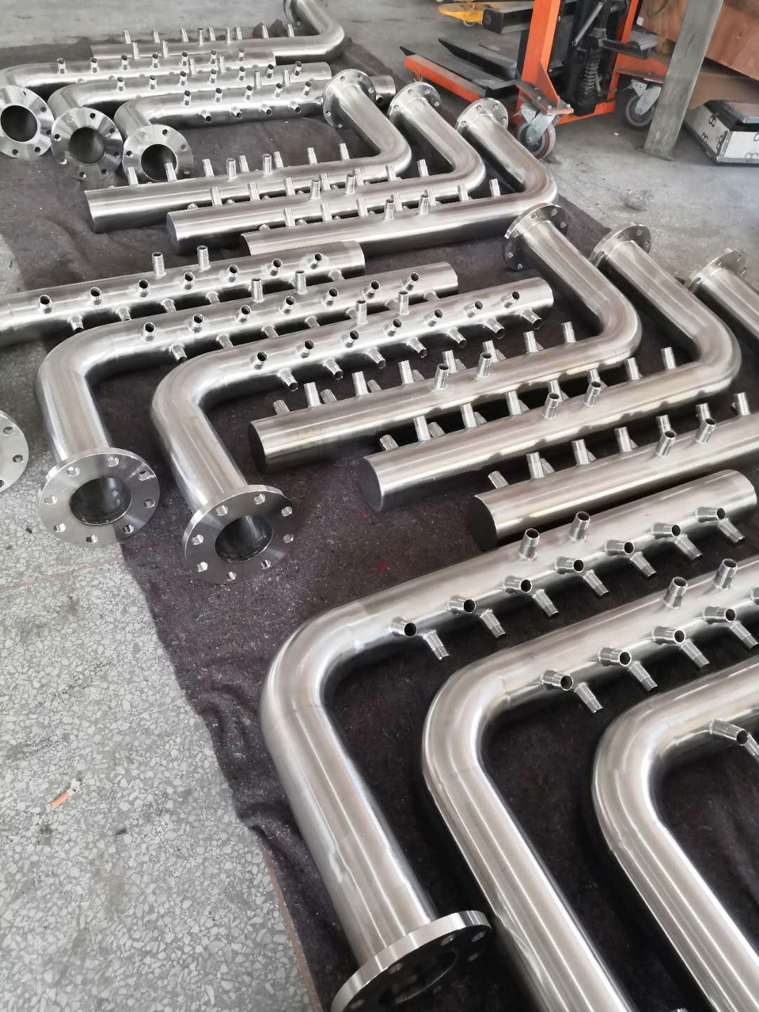 不锈钢分水器集水器灌装分流器液体分布器多通道分液管