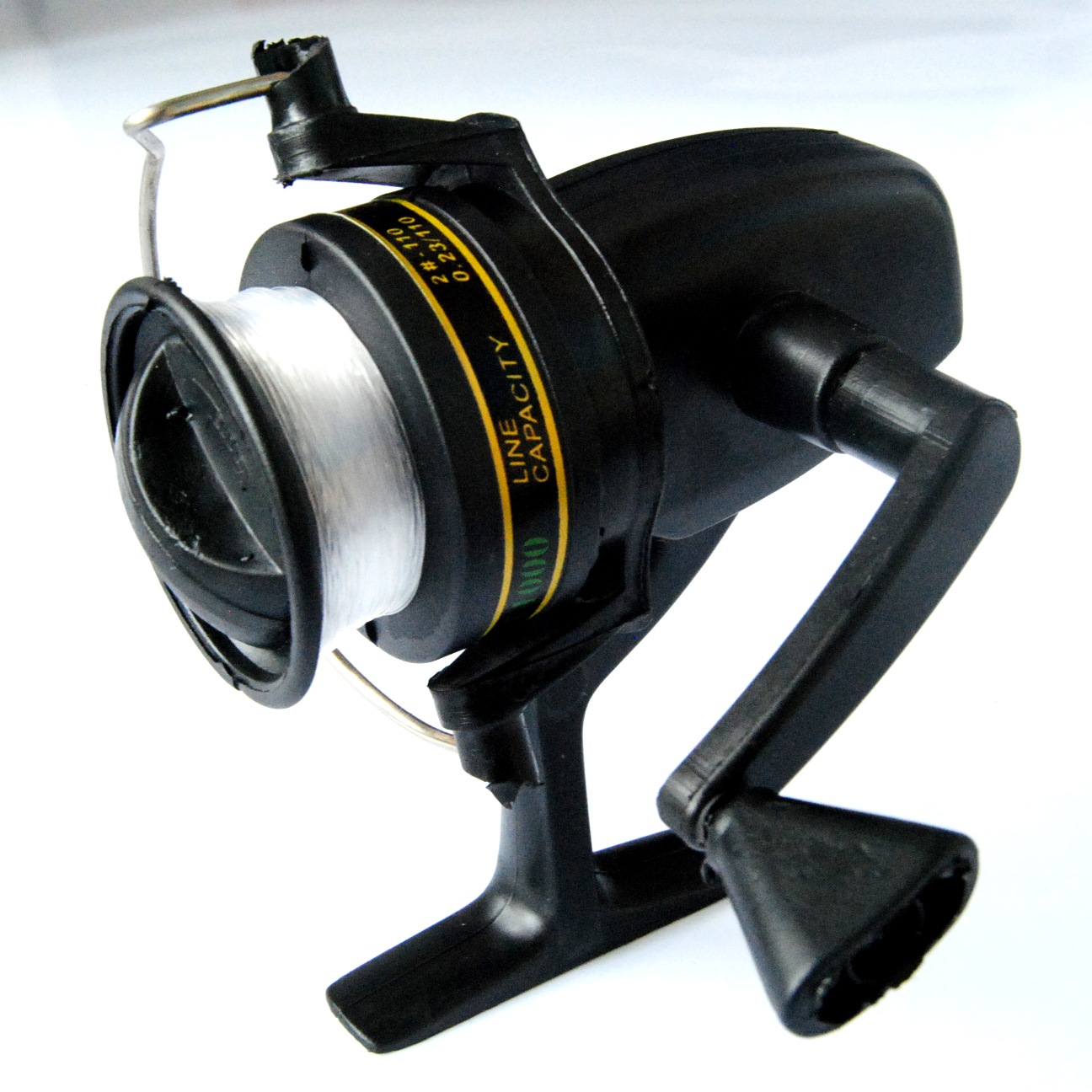 纺车轮带线 1000型渔线轮 钓鱼用品 塑料路亚轮海钓抛投绕线轮