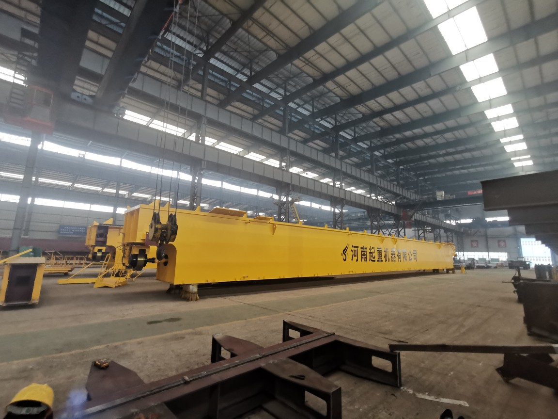 轨道集装箱门机 岸桥