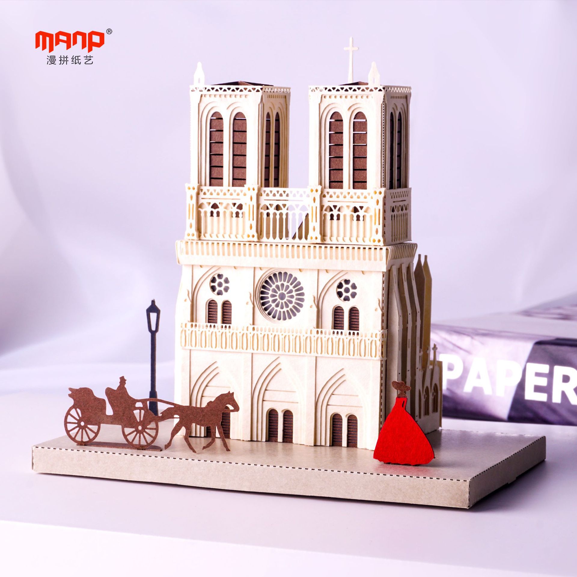 巴黎圣母院3d立体拼装纸雕diy手工建筑模型周边纪念礼品夜灯摆件