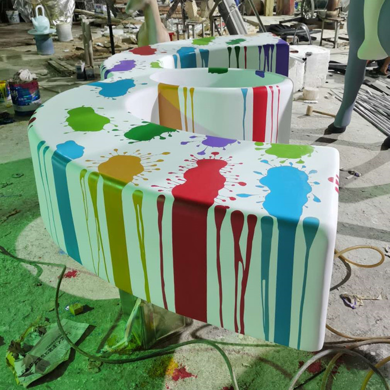 厂家定制字母m形座凳数字3创意玻璃钢彩绘座椅商业街美陈景观椅子