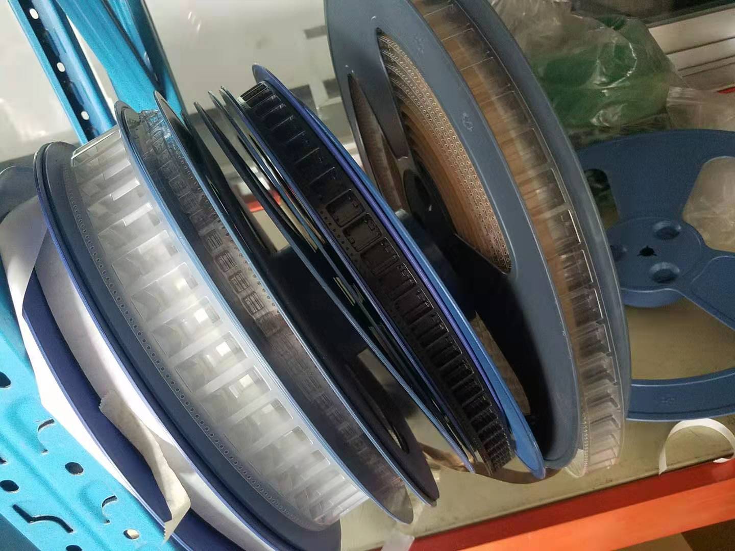 厂家定做各种尺寸载带包装盘 晶振载带包装盘 ic封装电子载带盘