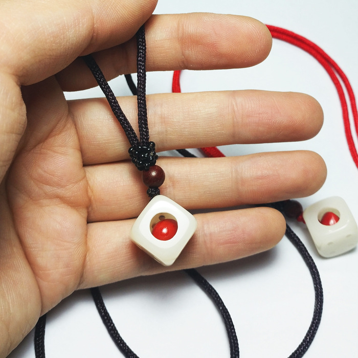 盖伦手工店 玲珑骰子安红豆diy手链成品筛子入骨相思七夕情侣项链-阿