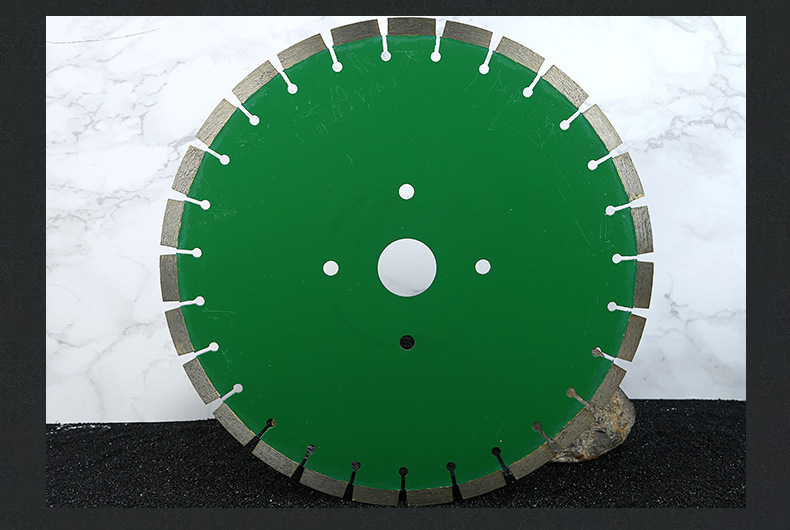 厂家货源马路切割片硕锋混凝土路面切割片多规格金刚石马路锯片