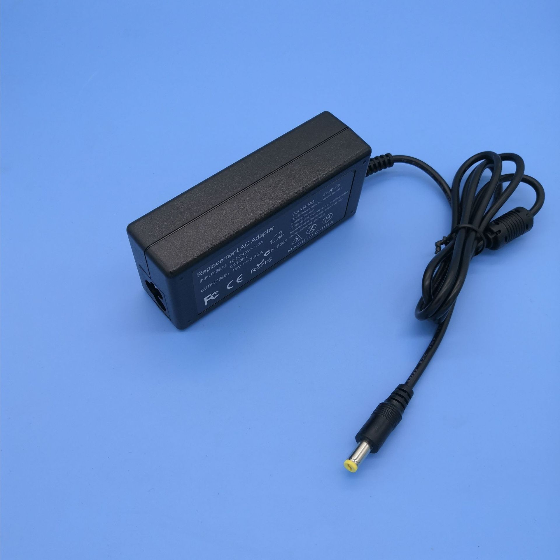 适用于acer宏基笔记本电源适配器19v3.42a65w接口5.5*1.7mm