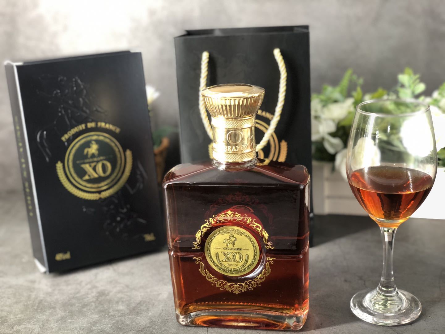 源头厂家xo洋酒礼盒厂家团购直播批发网红酒葡萄酒一件代发白兰地