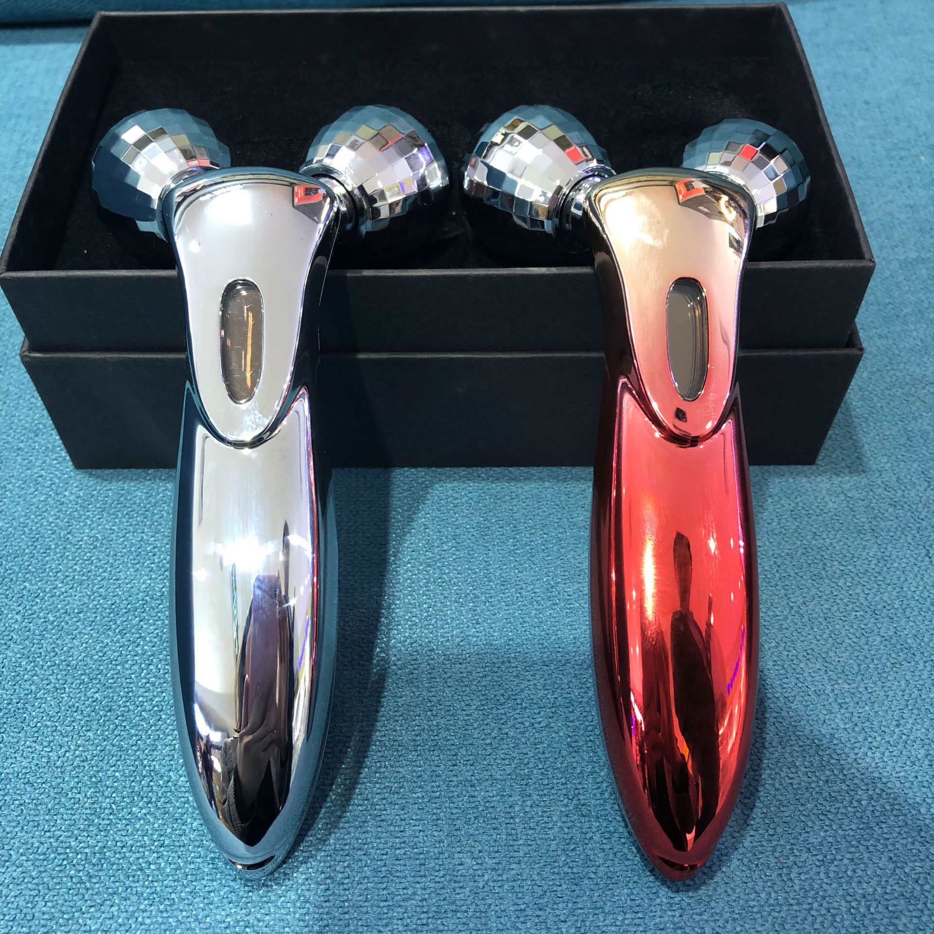 脸部提拉滚轮按摩仪微电流3d滚轮仪日本美颜器工具美容仪导入仪