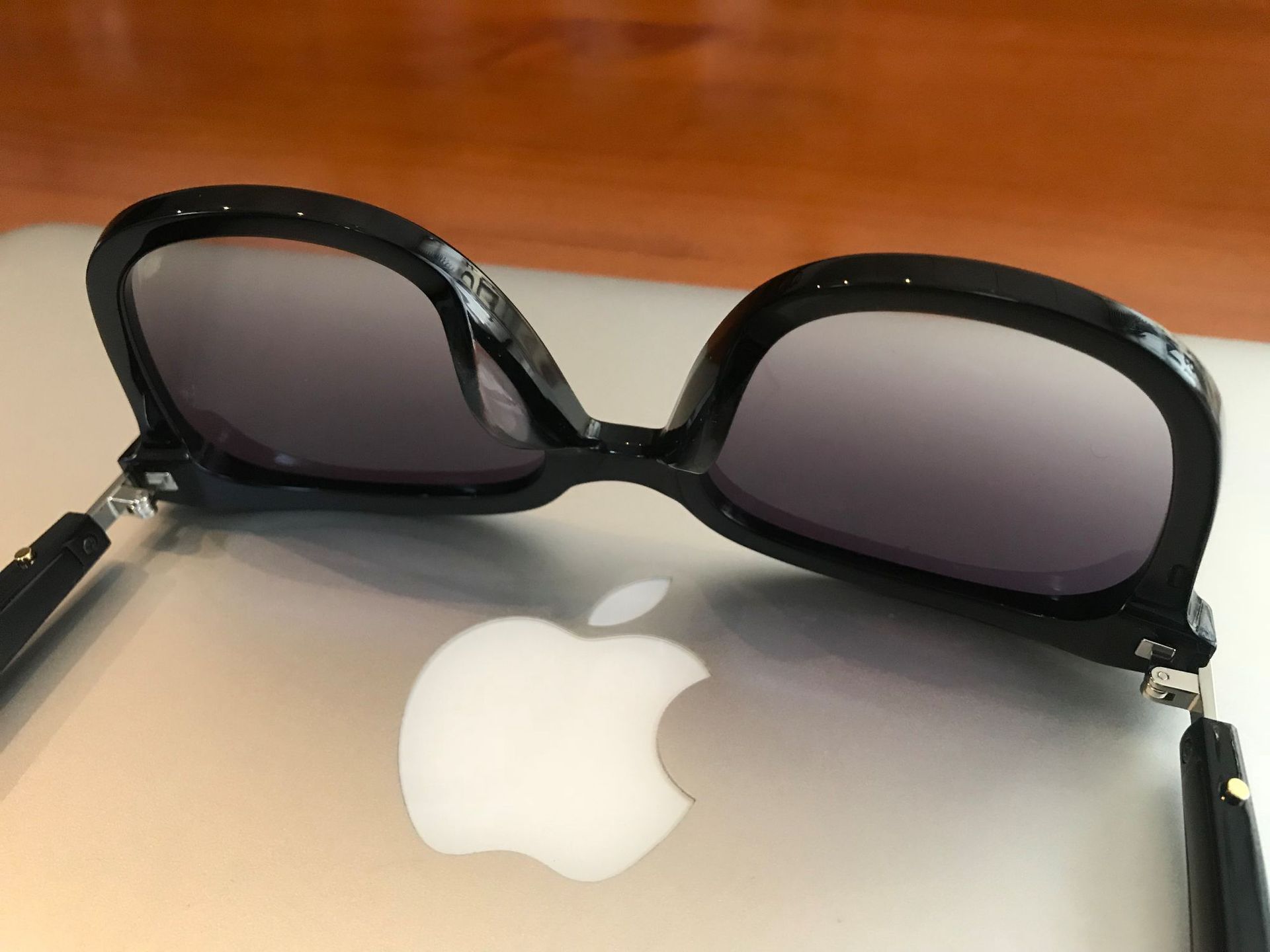 开放式定向音频眼镜黑科技眼镜蓝牙音乐眼镜智能音频眼镜蓝牙眼镜