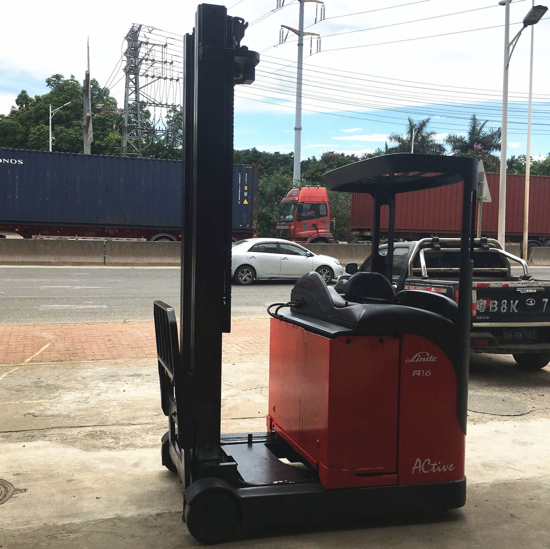 林德r16侧座前移式电动叉车 冷库用叉车 冷库环境用叉车值得选购