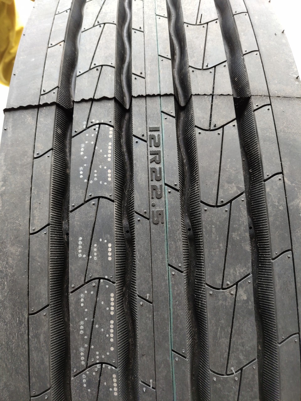 劲特全钢载重汽车轮胎12r22.5-18gf829-阿里巴巴