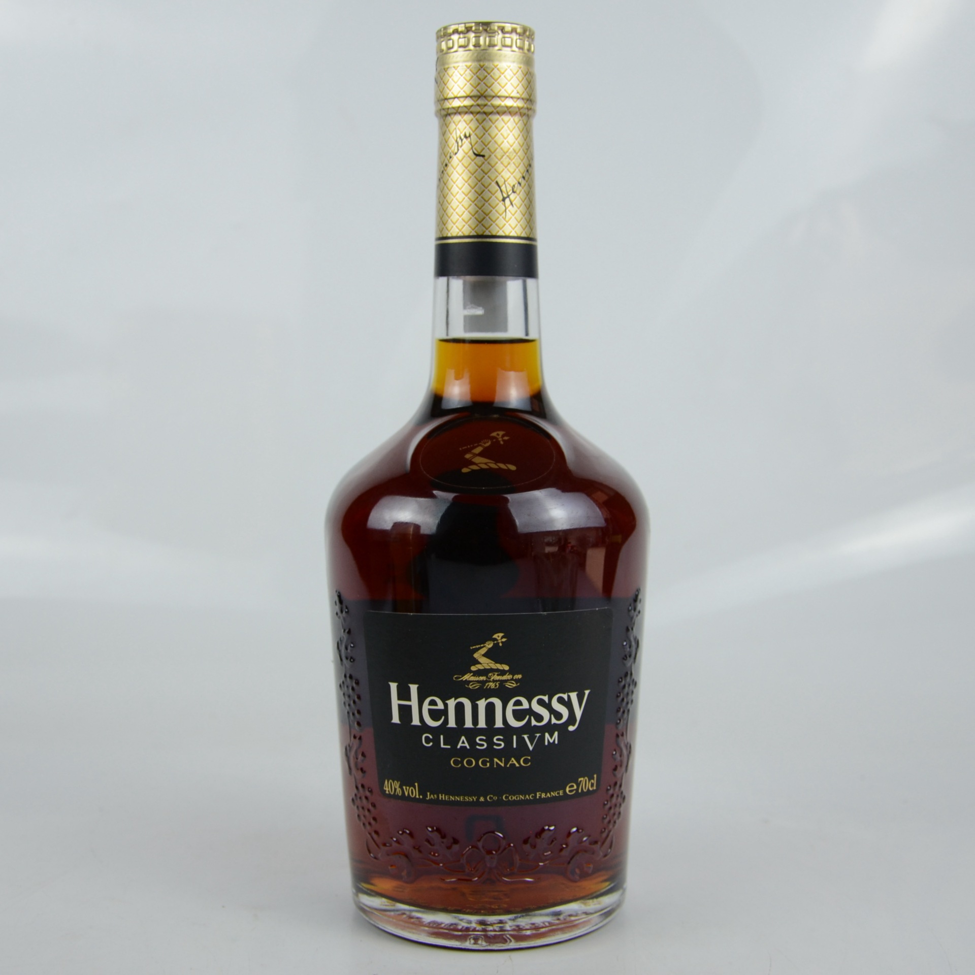 批发兼零售 法国原装进口 henness/轩尼新点干邑白兰地 700ml