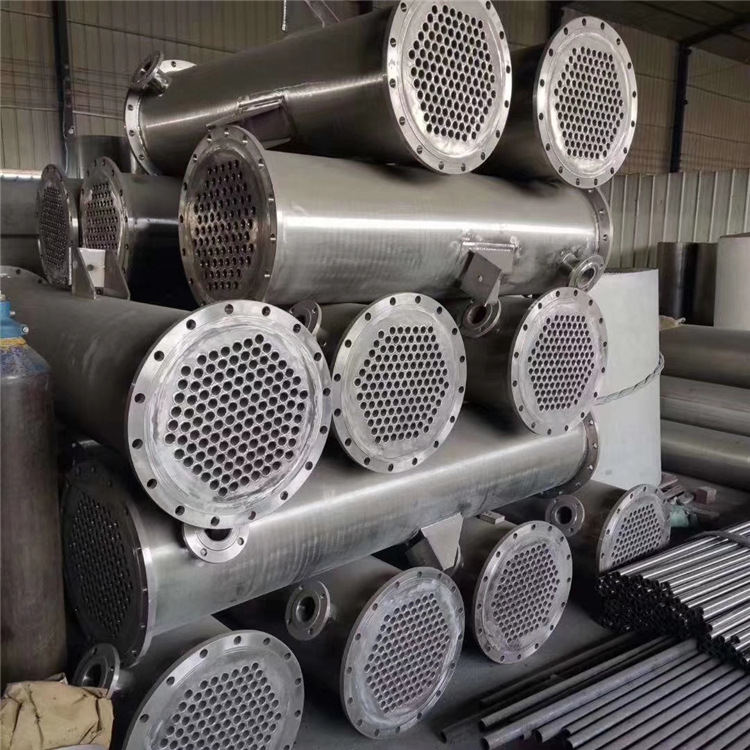 销售二手20100平方列管式冷凝器喷淋式冷凝器全不锈钢冷却器