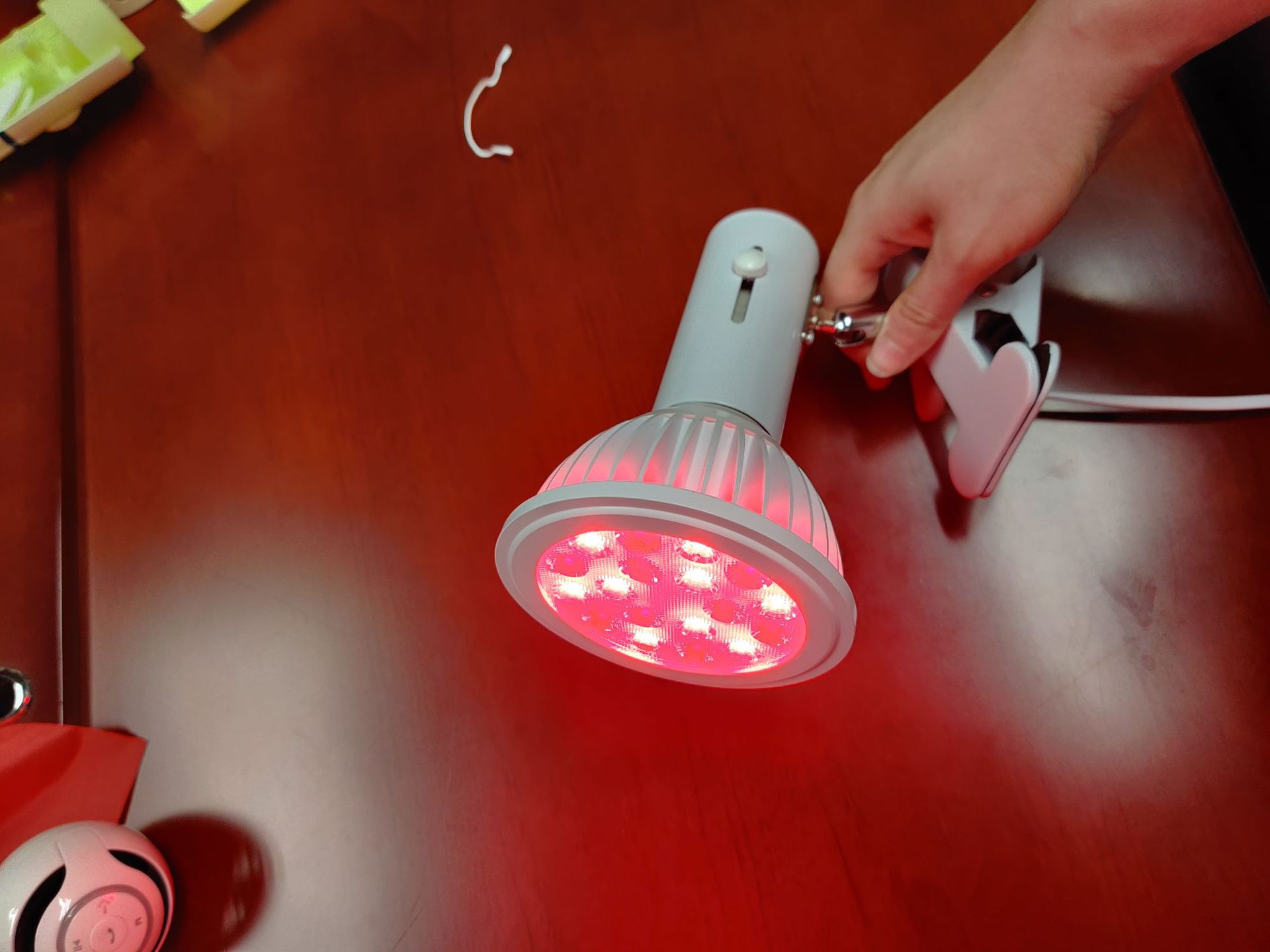 新品 亚马逊红外线理疗烤灯美容院美容灯家用美肤养生理疗灯