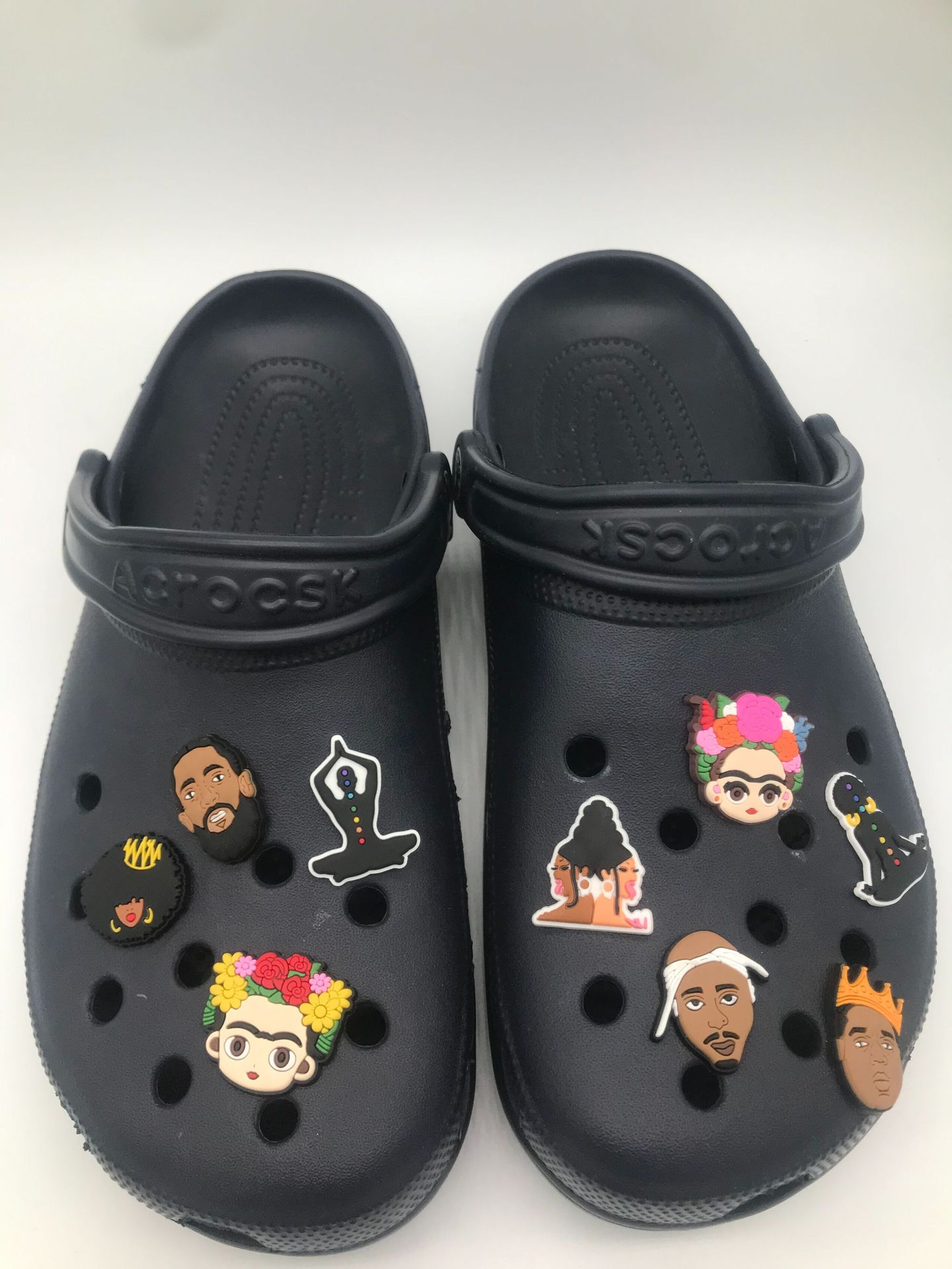 新款洞洞鞋crocs鞋花花园装饰品鞋卡扣现货现货可定制