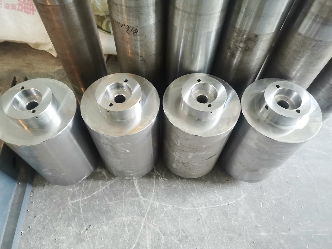 导轮罗拉主辊铁芯订做 多线切割机罗拉主辊槽轮铁芯订做 主辊铁芯