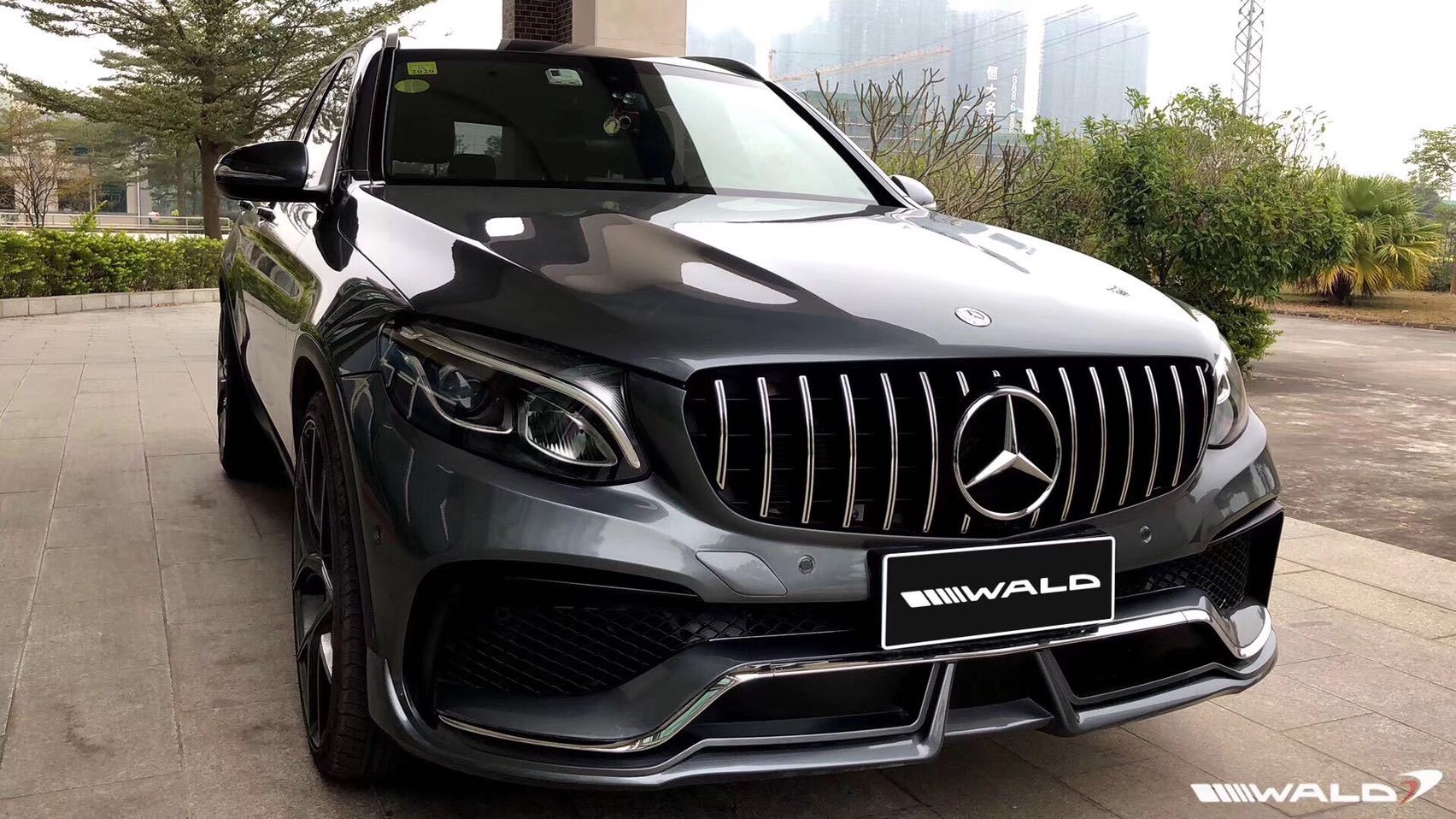 16-19奔驰x253 glc200 glc260 glc300 改装 wald 大包围 前杠后杠
