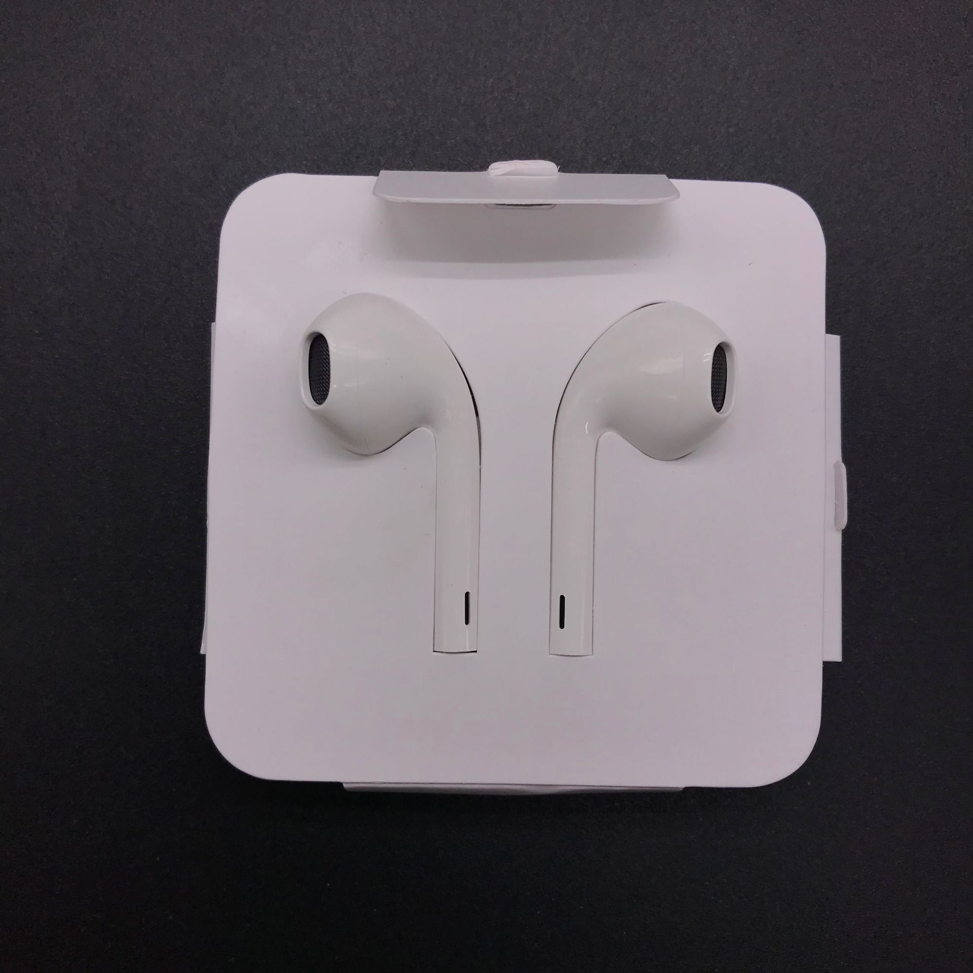 适用于苹果7/8/x有线扁头耳机 入耳式可通话线控蓝牙弹窗手机通用