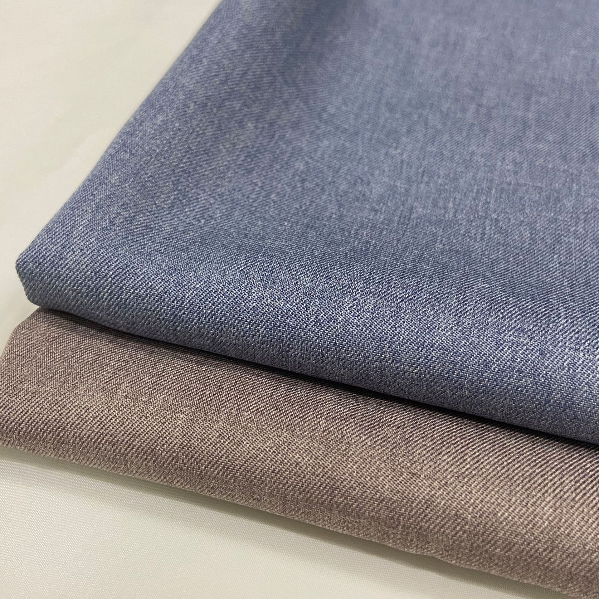 现货 斜纹阳离子面料 保洁服工作服工装面料 西装套装外套布料