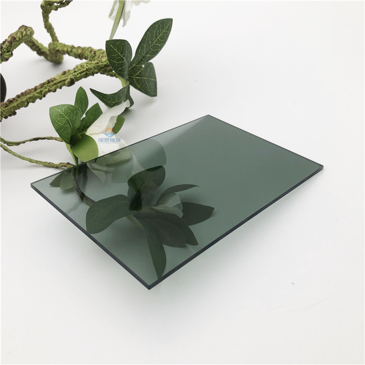 厂家生产28mm黑色透明钢化玻璃2mm黑玻面板玻璃钢化加工