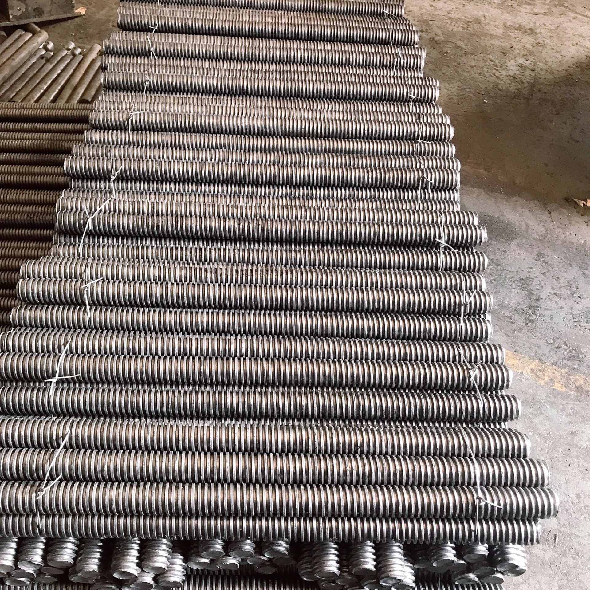 河北厂家直销梯形扣丝杠国标梯形丝杆t型牙螺杆高强螺杆梯形丝杆